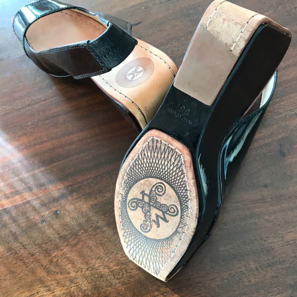 Shoes - Picture 3 of 4